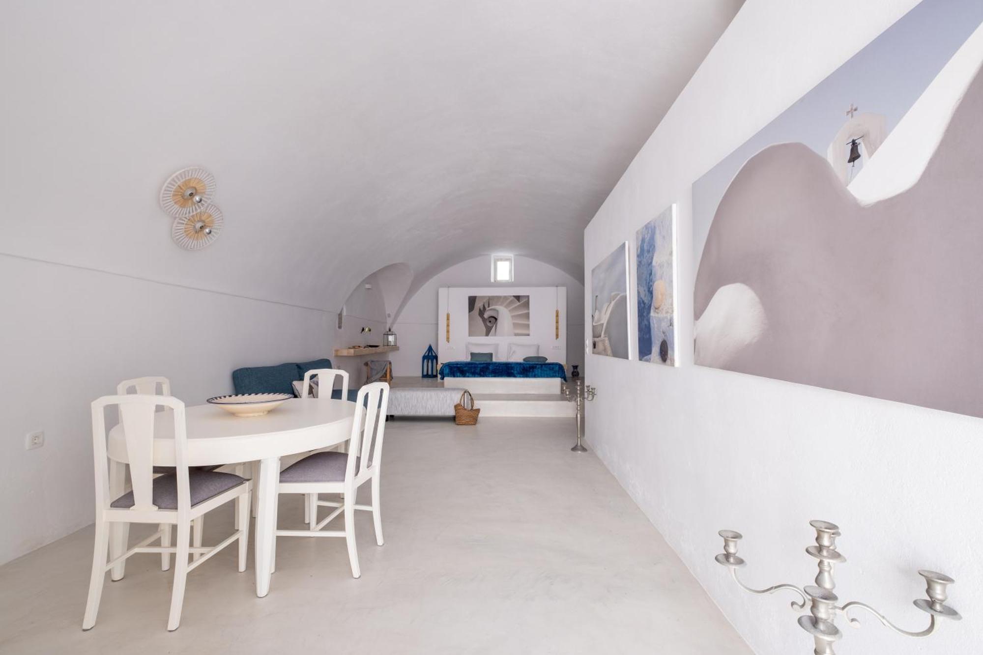 Villa Art Canava Luxury Fira (Santorini)